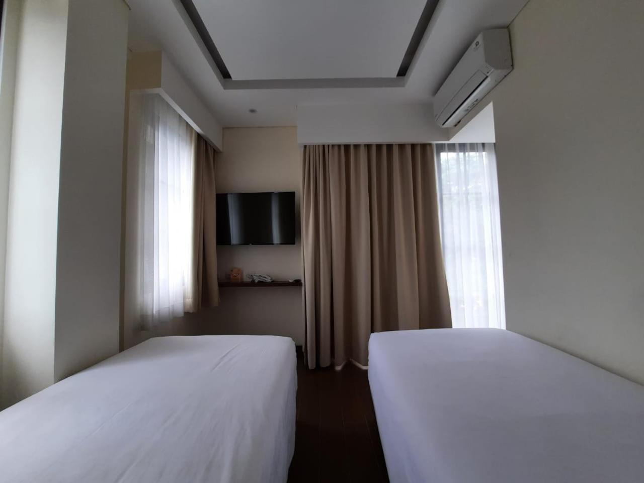 Bianco Costel Hotel Bogor Exterior photo